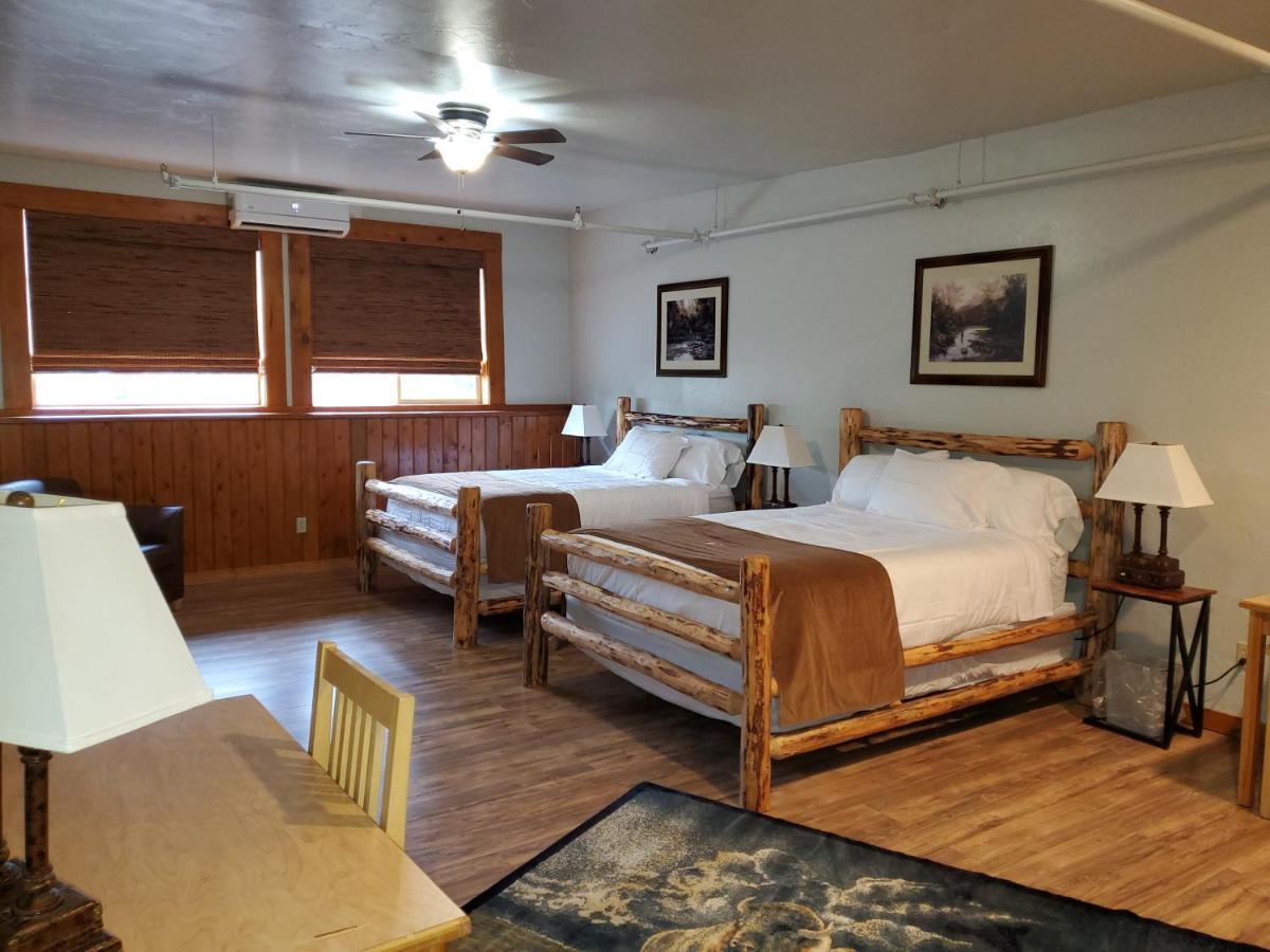 Buffalo Lodge Of Bigfork Ngoại thất bức ảnh