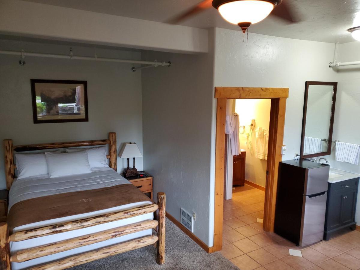 Buffalo Lodge Of Bigfork Ngoại thất bức ảnh