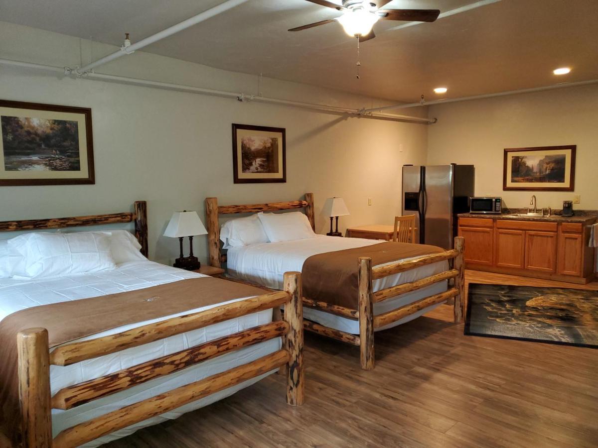Buffalo Lodge Of Bigfork Ngoại thất bức ảnh