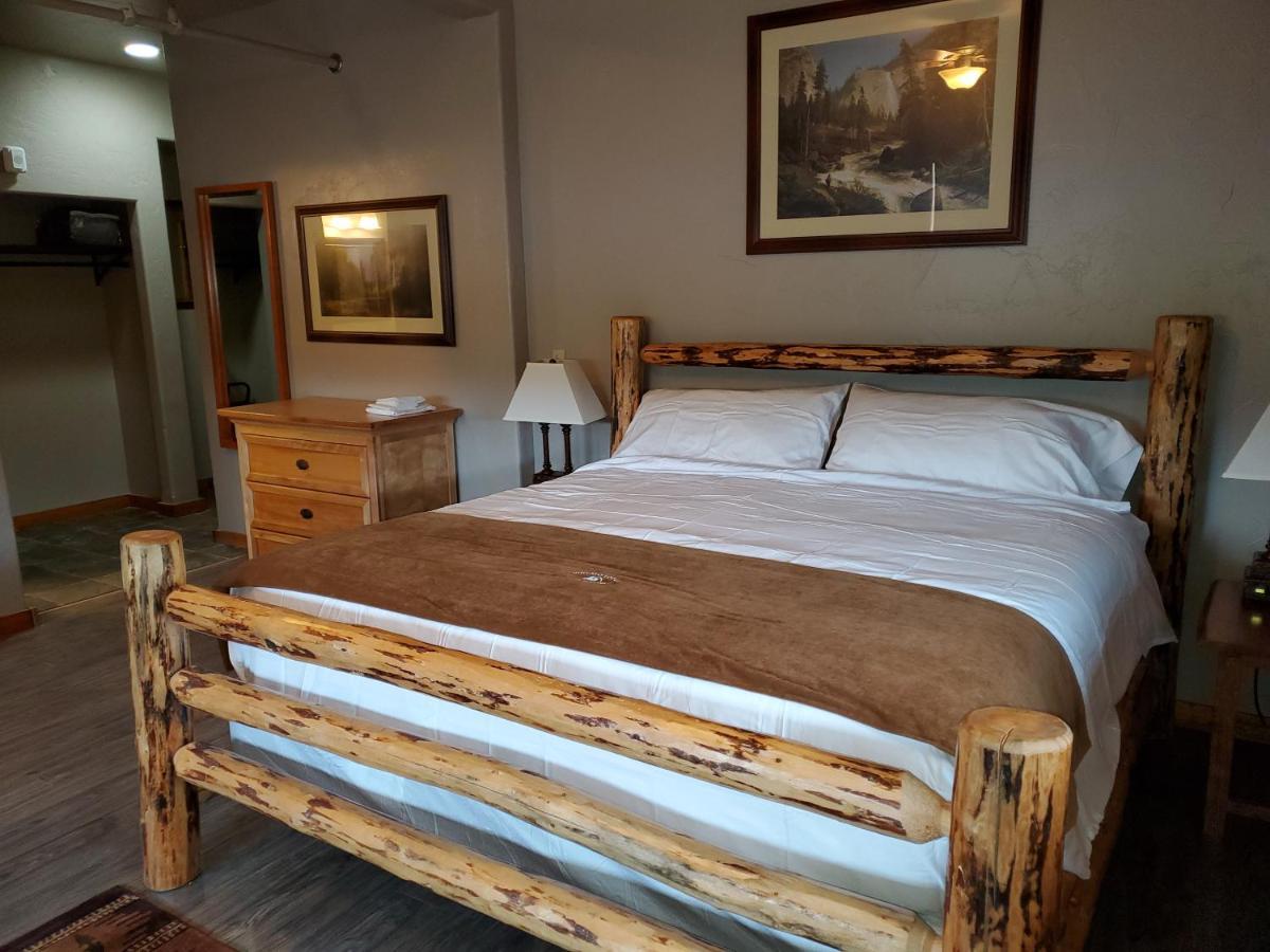 Buffalo Lodge Of Bigfork Ngoại thất bức ảnh